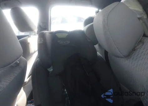 2015 Honda Civic Lx z USA, uszkodzony, nr VIN 19XFB2F54FE065887